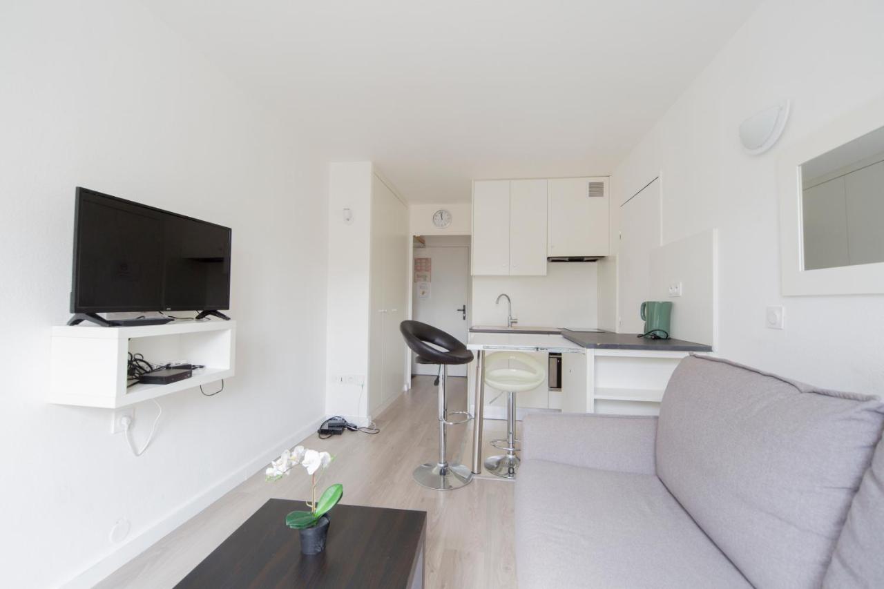 Studio Cosy 2 Min Gare - 10 Min บุสซี-แซ็ง-ฌอร์ฌ ภายนอก รูปภาพ